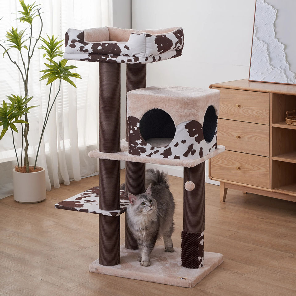 Petpals Cowboy PP220733 Grand Maine Coon cat tree with 4 levels, 7 scratching posts, a cat bed, a cat condo, a rubber groomer